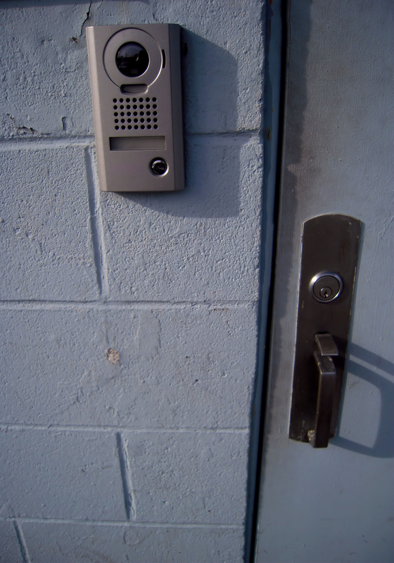 Benefits to Installing an Intercom System for Businesses